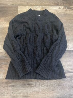 American Eagle Outfitters Black Cable-Knit Crewneck Sweater EUC size XS